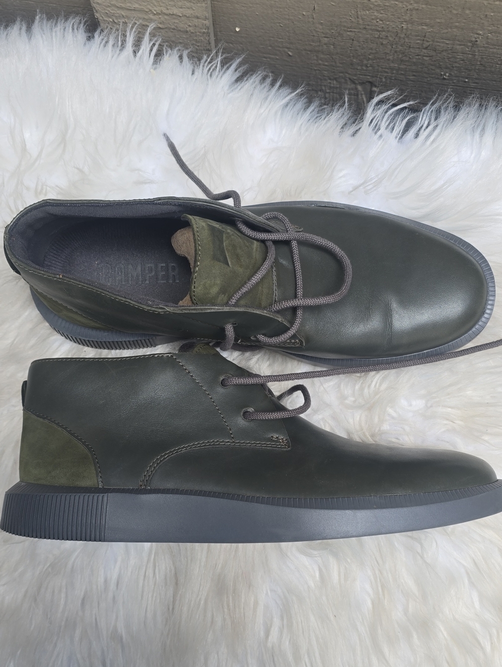 Camper Olive Leather Desert Chukka Boots EU 41 US 8 Mens